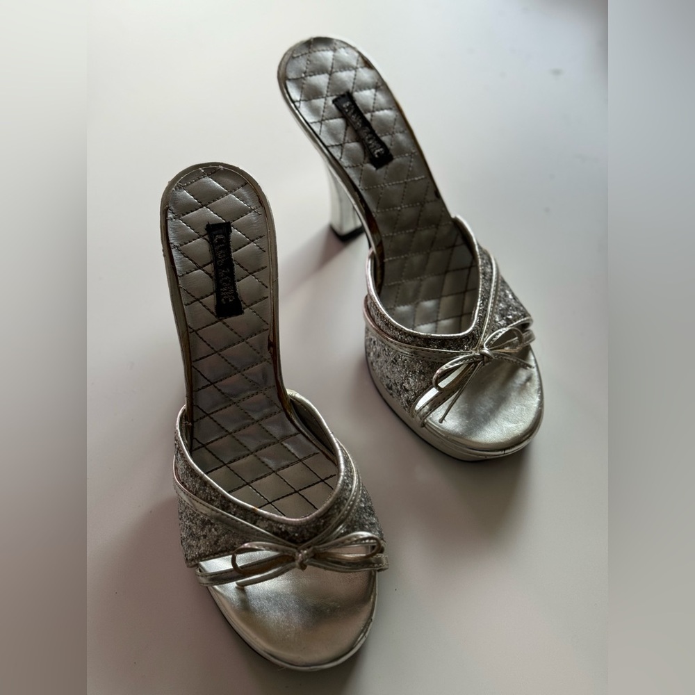 Vintage Silver Sparkle 4” heels
